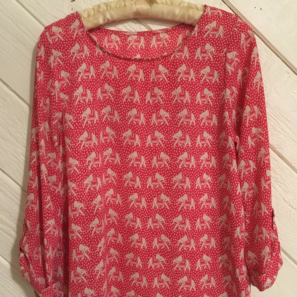 Red loose Long sleeved blouse